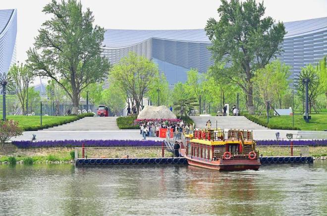 ：三大+书市+特色小镇打卡文旅新地标PG麻将胡了120小时玩转副中心-2